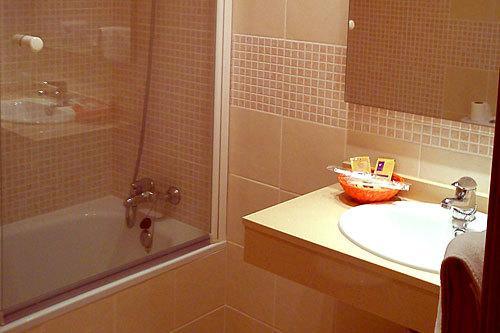 Hostal La Perdiz Sonseca Δωμάτιο φωτογραφία