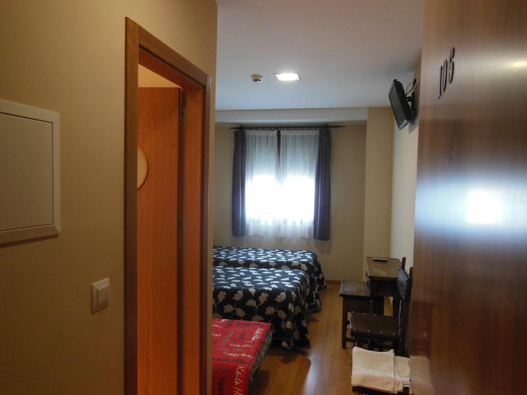 Hostal La Perdiz Sonseca Εξωτερικό φωτογραφία
